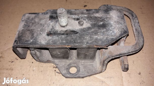 Opel Frontera A Jobb Motortartó Bak