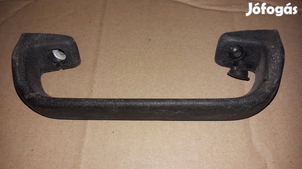 Opel Frontera A Kapaszkodó