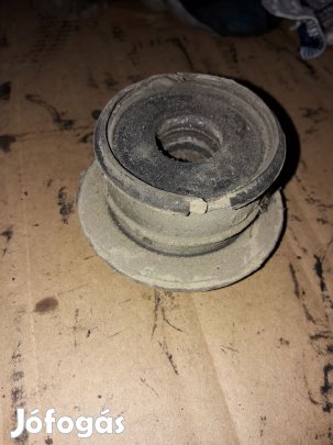 Opel Frontera A Kasztni Tartó Bak