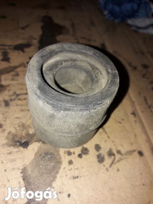 Opel Frontera A Kasztni Tartó Bak