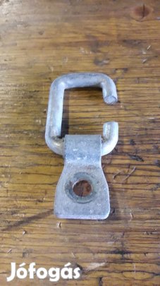 Opel Frontera A Rakományrögzítő Fül