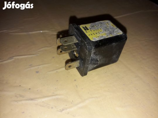 Opel Frontera A Relé