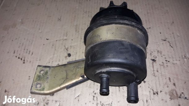 Opel Frontera A Szervó Olaj Tartály