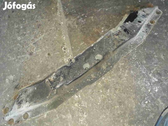 Opel Frontera A Váltó Kereszttartó