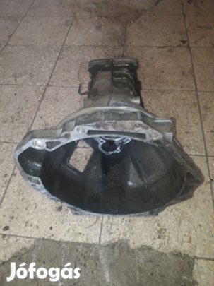 Opel Frontera A Váltóharang