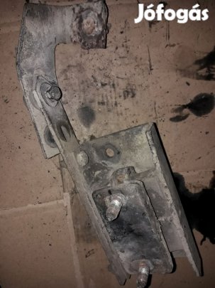 Opel Frontera A Váltótartó Bak