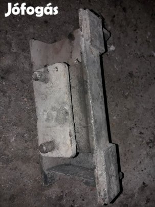 Opel Frontera A Váltótartó Bak