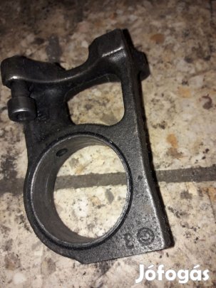 Opel Frontera A Vezérműtengely Tartó