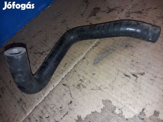 Opel Frontera A Vízcső