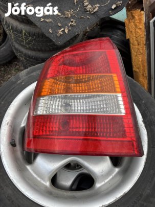 Opel G Astra bal hátsó lámpa