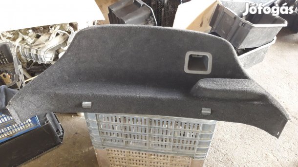 Opel Insignia Csomagtérajtó Burkolat