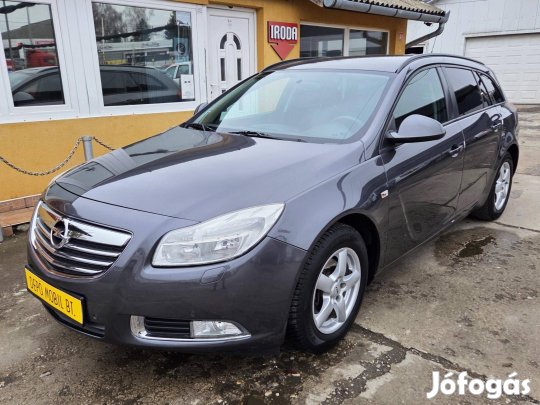 Opel Insignia Sports Tourer 1.6 144.000km!!!