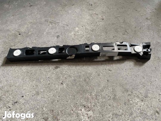 Opel Insignia hátsó lökhárító rögzítő (b eladó