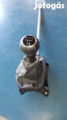 Opel Meriva Váltó Kulissza