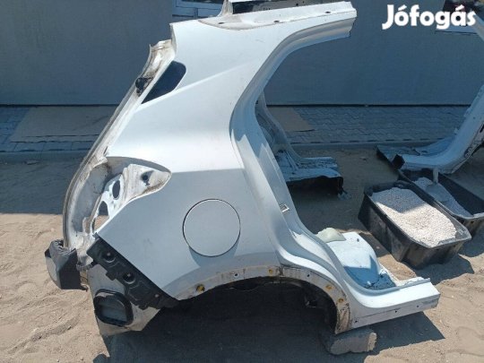 Opel Mokka Jobb hátsó Sárvédő Fehér