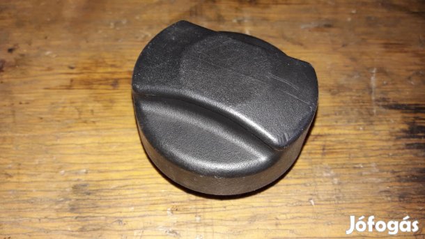 Opel Omega B Tanksapka