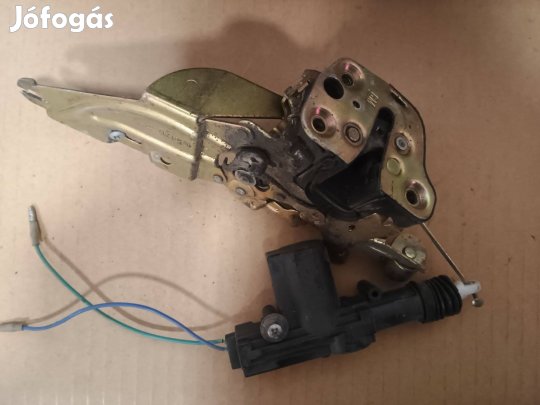 Opel Vectra A bal hátsó ajtózár 90503795