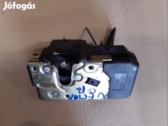 Opel Vectra B (1997-2002) Jobb Első Ajtó Központizár