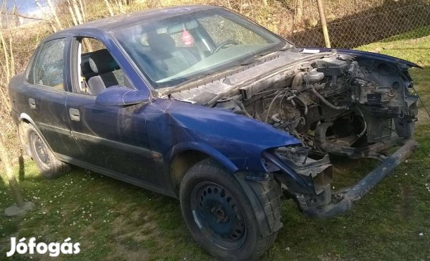 Opel Vectra B bontás