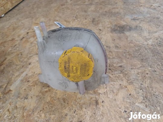 Opel Vectra C (2002-2009)  1.9Cdti Diesel Kiegyenlítőtartály