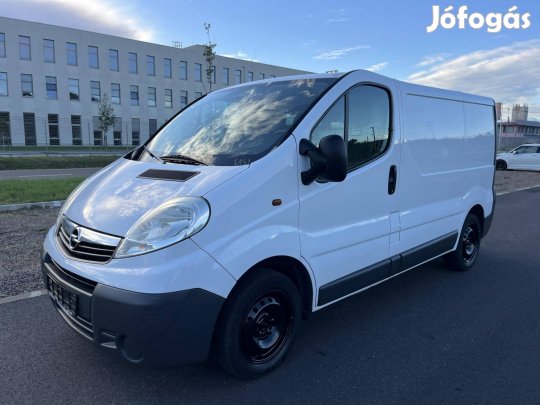 Opel Vivaro 2.0 CDTI L1H1 2.7t végig vezetett s...