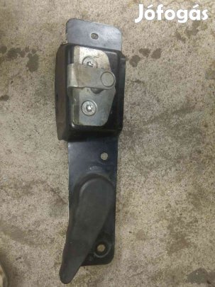 Opel Vivaro Jobb Csomagtérajtó Belső Kilincs