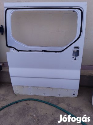 Opel Vivaro Jobb Tolóajtó