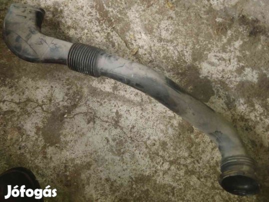 Opel Vivaro Levegőcső