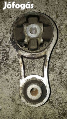 Opel Vivaro Motortartó Bak