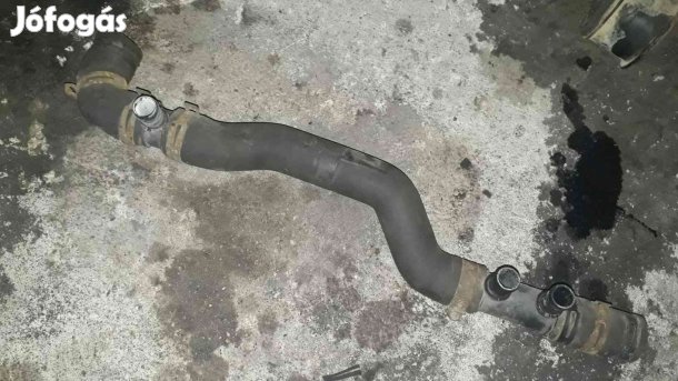 Opel Vivaro Vízcső