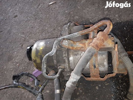 Opel Zafira A Kormányszervó Szivattyú + Szervó Tartály