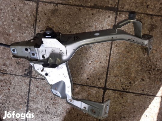 Opel Zafira B Bal Első Lámpa Tartó Konzol