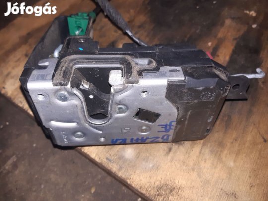 Opel Zafira B Jobb Első Ajtó Zárszerkezet + Központizár Motor