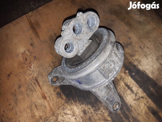 Opel Zafira B Jobb Motortartó Bak