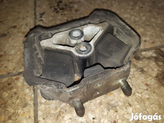 Opel Zafira B Motortartó Bak