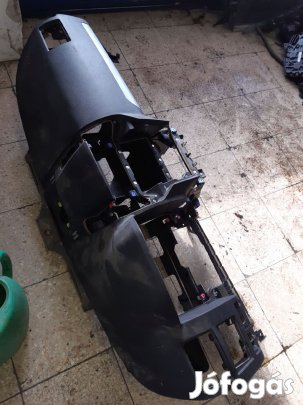 Opel Zafira B Műszerfal Héj