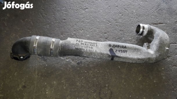 Opel Zafira B Turbócső / Intercooler Cső