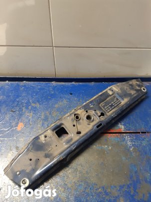 Opel Zafira B Zárhíd