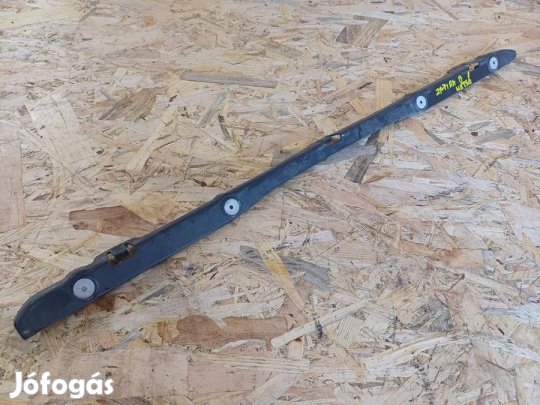 Opel Zafira B (2005-2014) Hátsó Középső Lökhárító Tartó