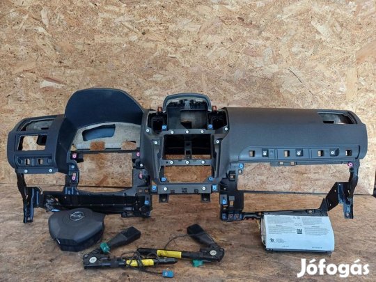 Opel Zafira B (2005-2014) Légzsák Garnitúra