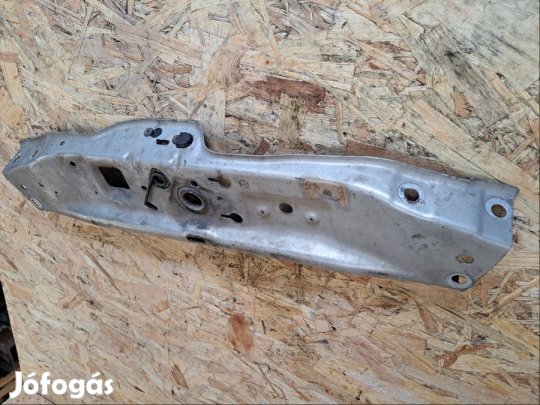 Opel Zafira B (2005-2014)  Homlokfal