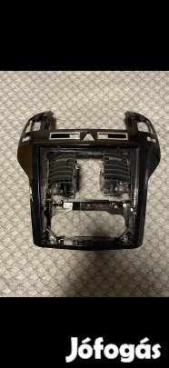 Opel Zafira B középkonzol