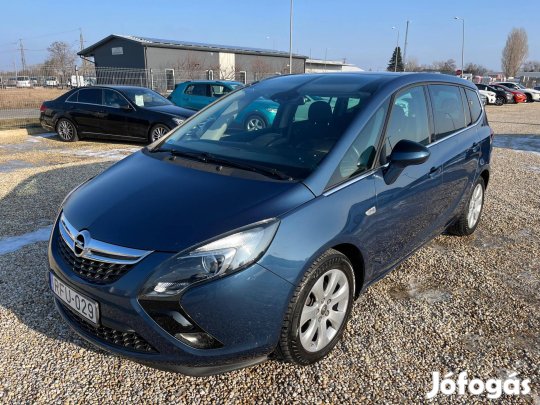 Opel Zafira Tourer 1.6 CDTI Edition Panorámatet...