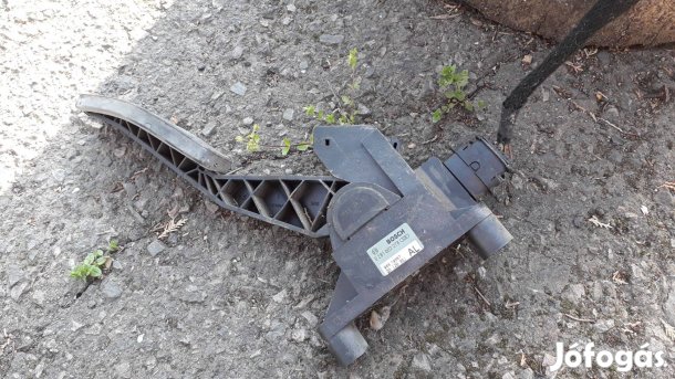 Opel astra G gázpedál 0281002278