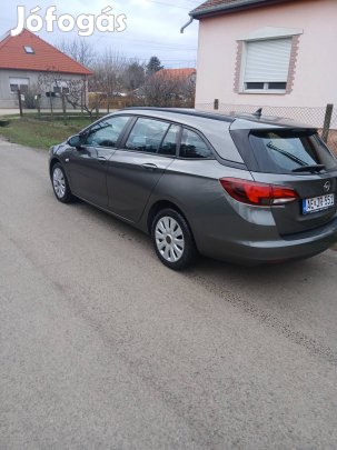 Opel astra K Dynamic 