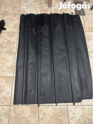 Opel astra f csomagtér roló, kalaptartó.