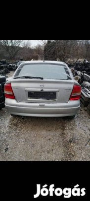 Opel astra g 1.2  minden alkatrrésze