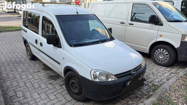 Opel combo 1.7 cdti bontott alkatrészei 