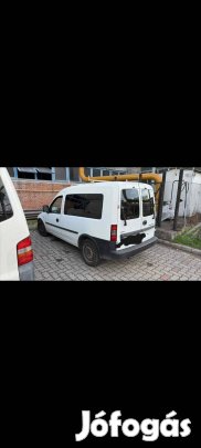 Opel combo c 1.7 cdti bontott alkatrészei 
