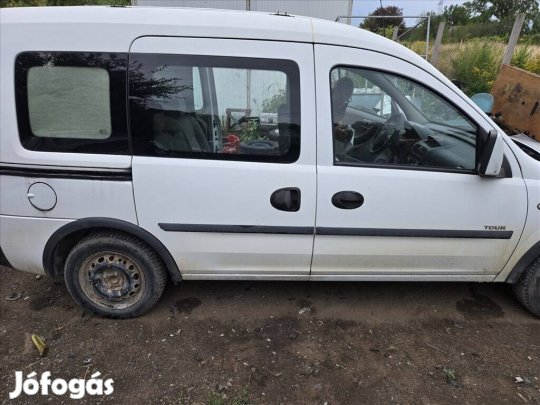 Opel combo c  1.3 cdti minden alaktrésze